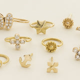 MINI HOOP - 18 karat guld og diamantkryds