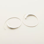 STORE ASYMMETRISKE HOOPS - sølv