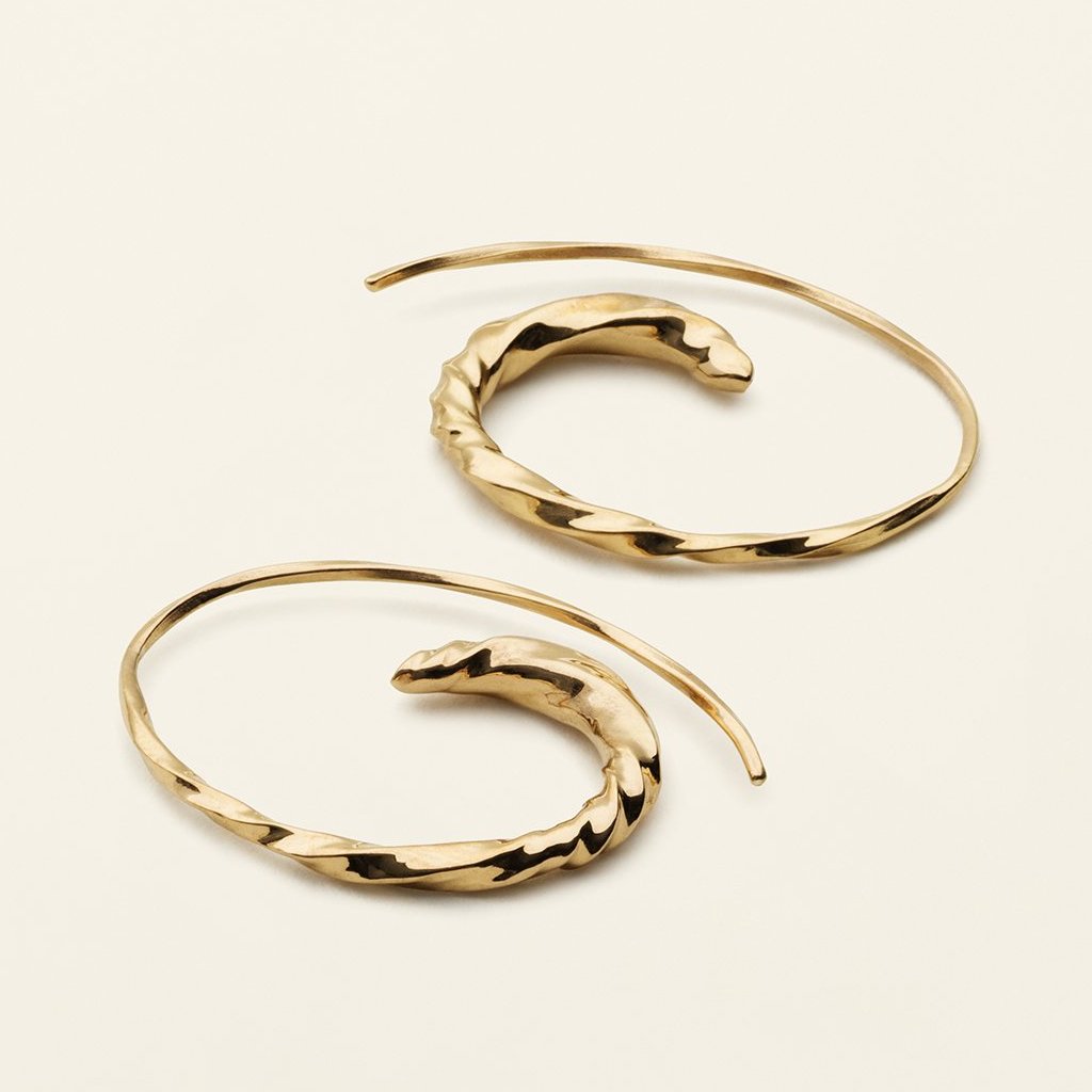 SMALL FLOW ASYMMETRIC HOOPS - gold-plated silver